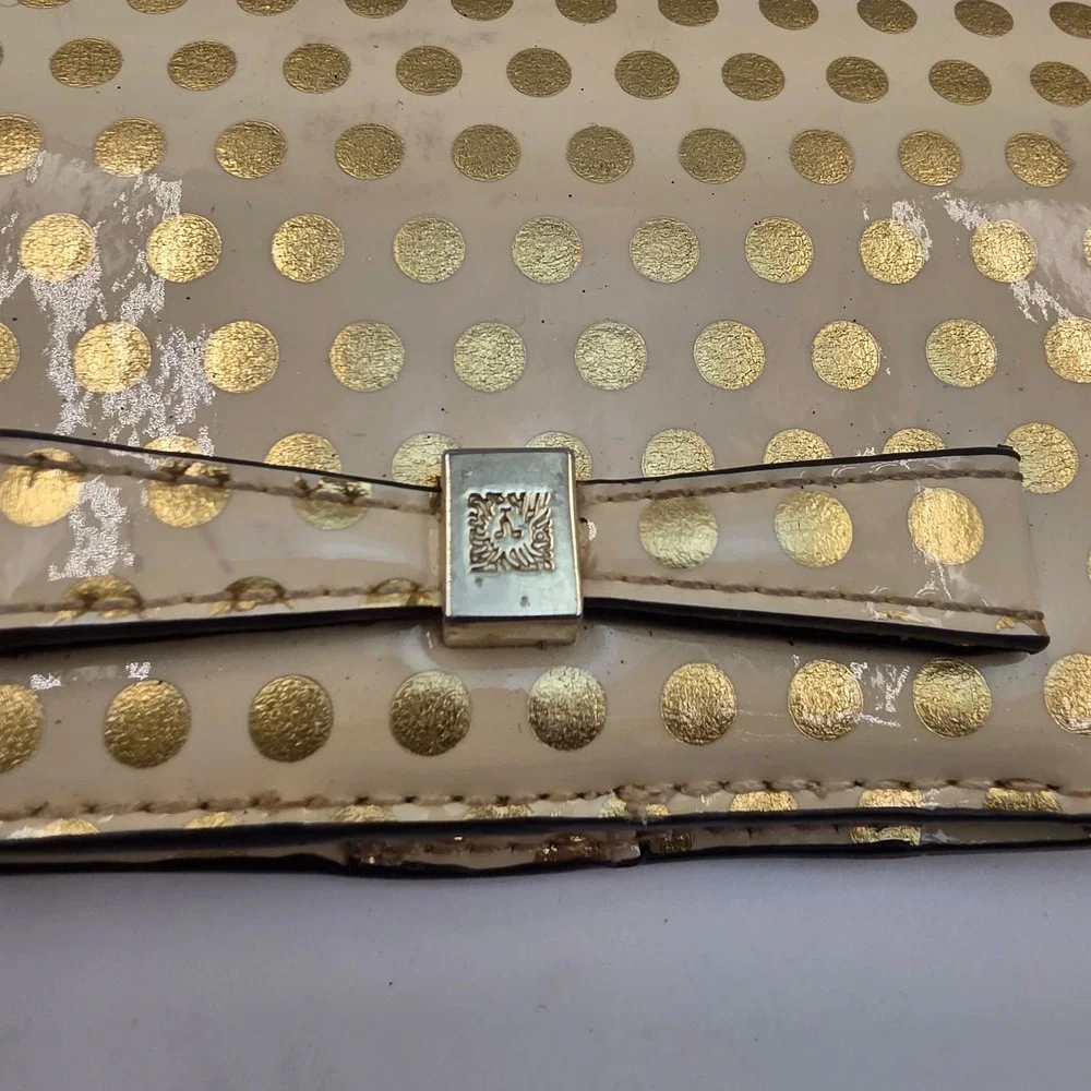 Anne Klein Cream Gold Polka Dot Patent Bow Trifold Wallet Lion Logo Hardware